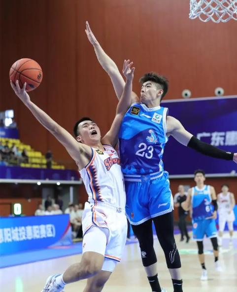 新疆男篮再现强势，豪取五连胜势不可挡的简单介绍