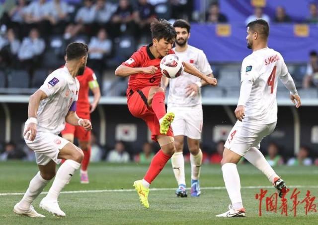 关于亚洲杯小组赛：中国队击败韩国队，喜获连胜的信息
