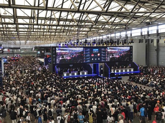 体坛大事件报道：女足赛场豪门锦标赛掀起风暴